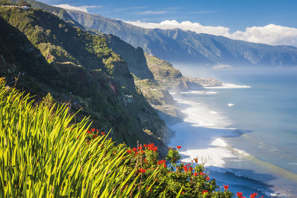 Malerische Steilküste auf Madeira