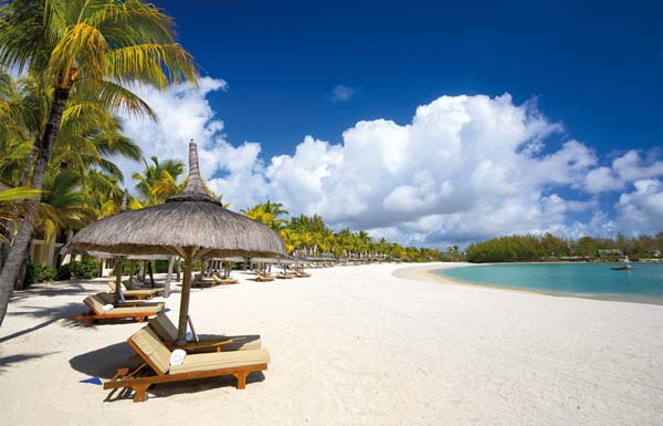 Feinster Sandstrand auf Mauritius